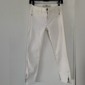 Abercrombie & Fitch White Skinny Jeans